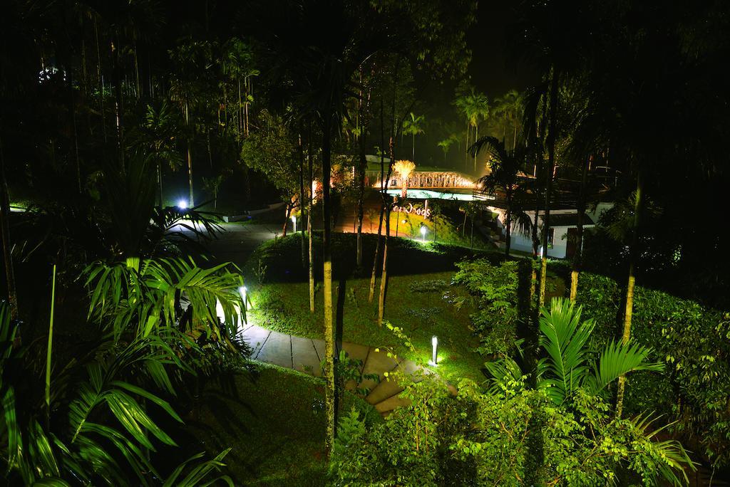The Woods Resorts Wayanad Sultan Bathery Buitenkant foto