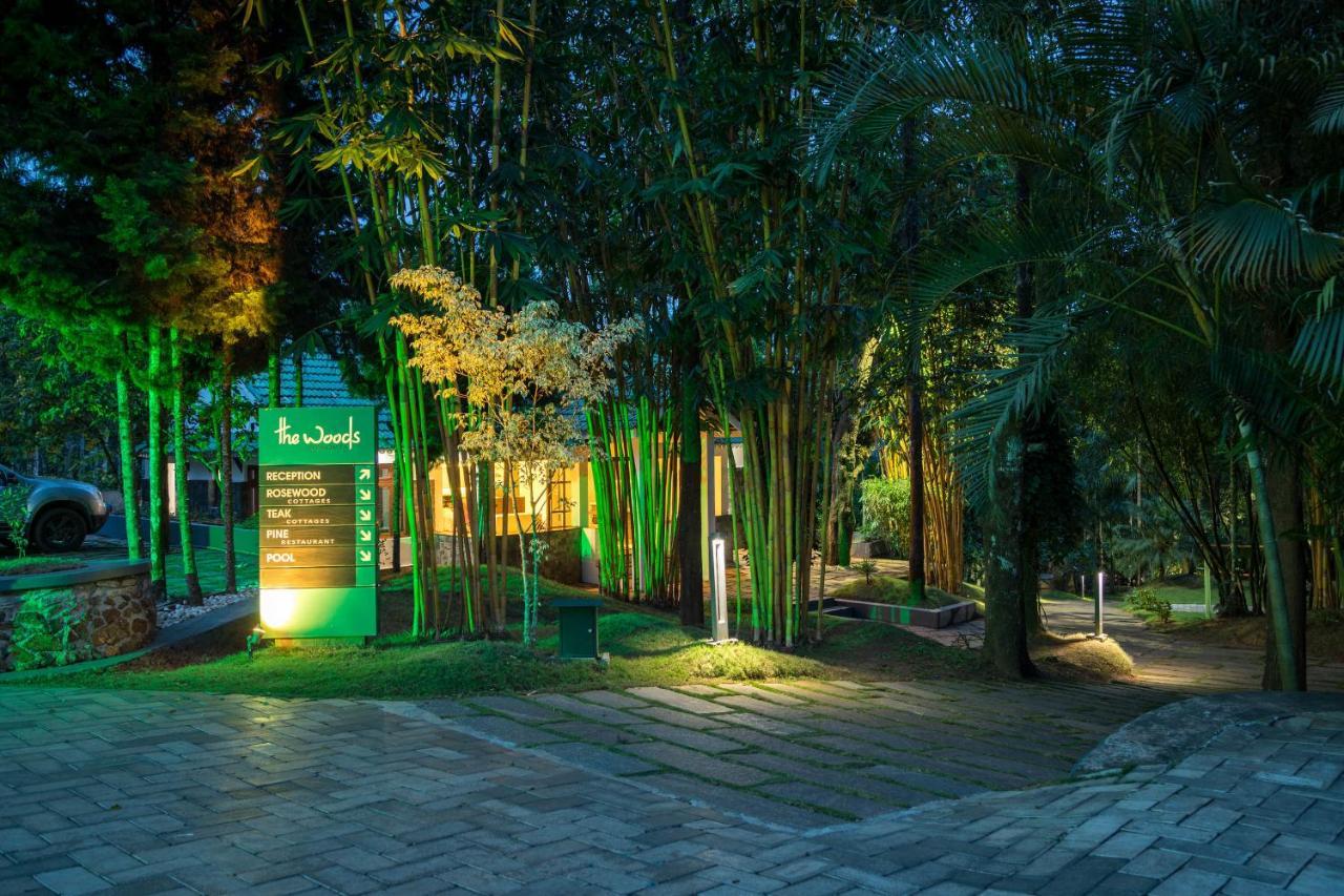 The Woods Resorts Wayanad Sultan Bathery Buitenkant foto